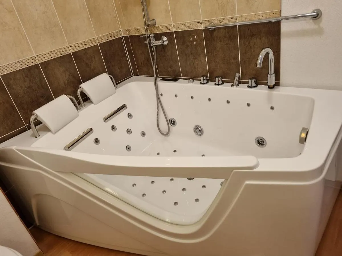 Les Orres 1800 Appartement 4 P Jacuzzi Balneo Prive Vue Piste Piscine Residence