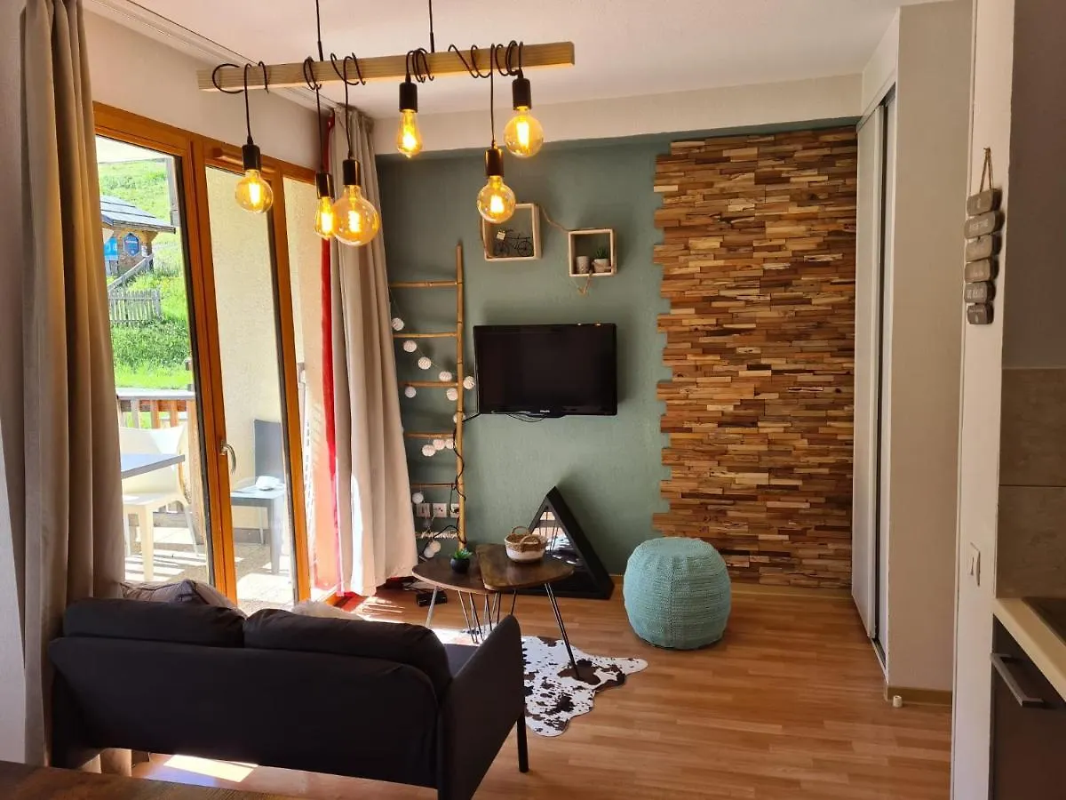 Apartment Les Orres 1800 Appartement 4 P Jacuzzi Balneo Prive Vue Piste Piscine Residence France